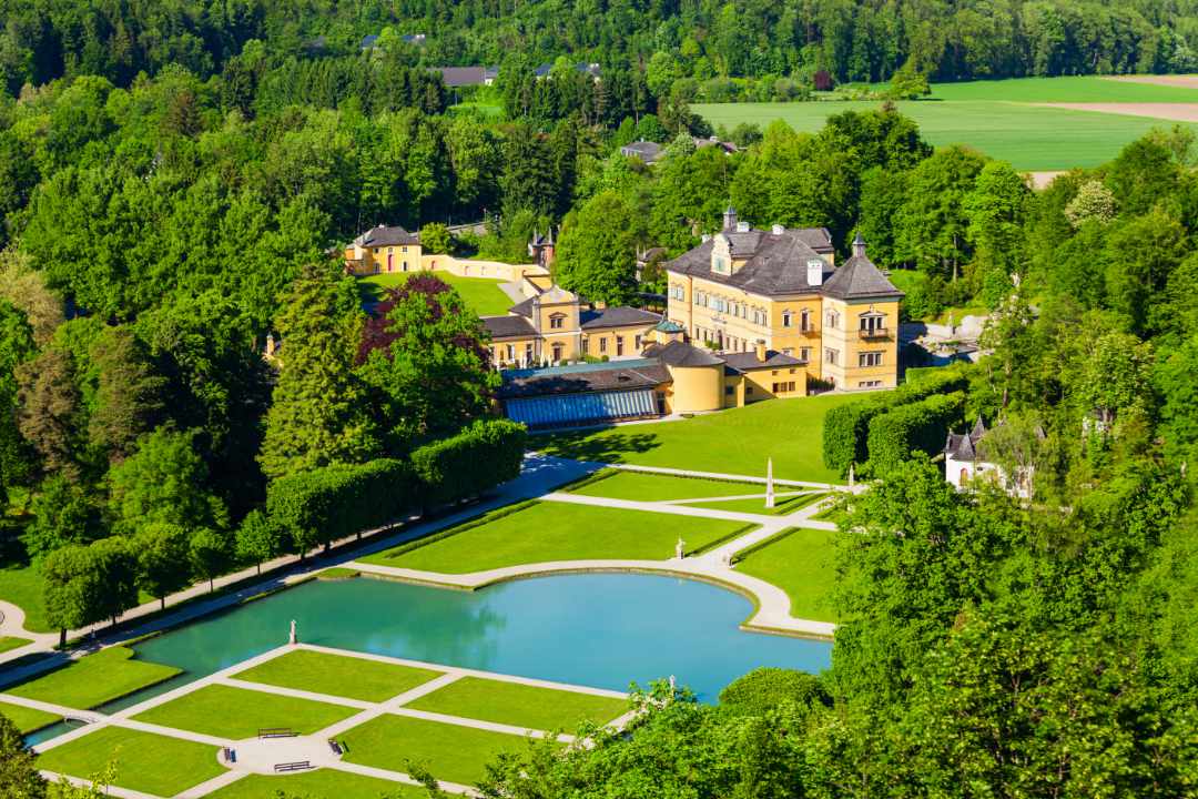 Vogelperspektive vom Schloss Hellbrunn