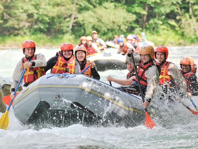 Motion Center Rafting und Wildwasserschule Inh Andreas Voglstätter